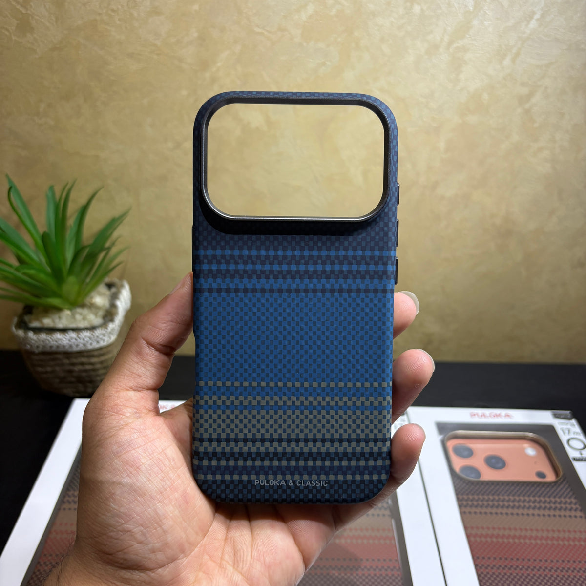PULOKA Carbon Case