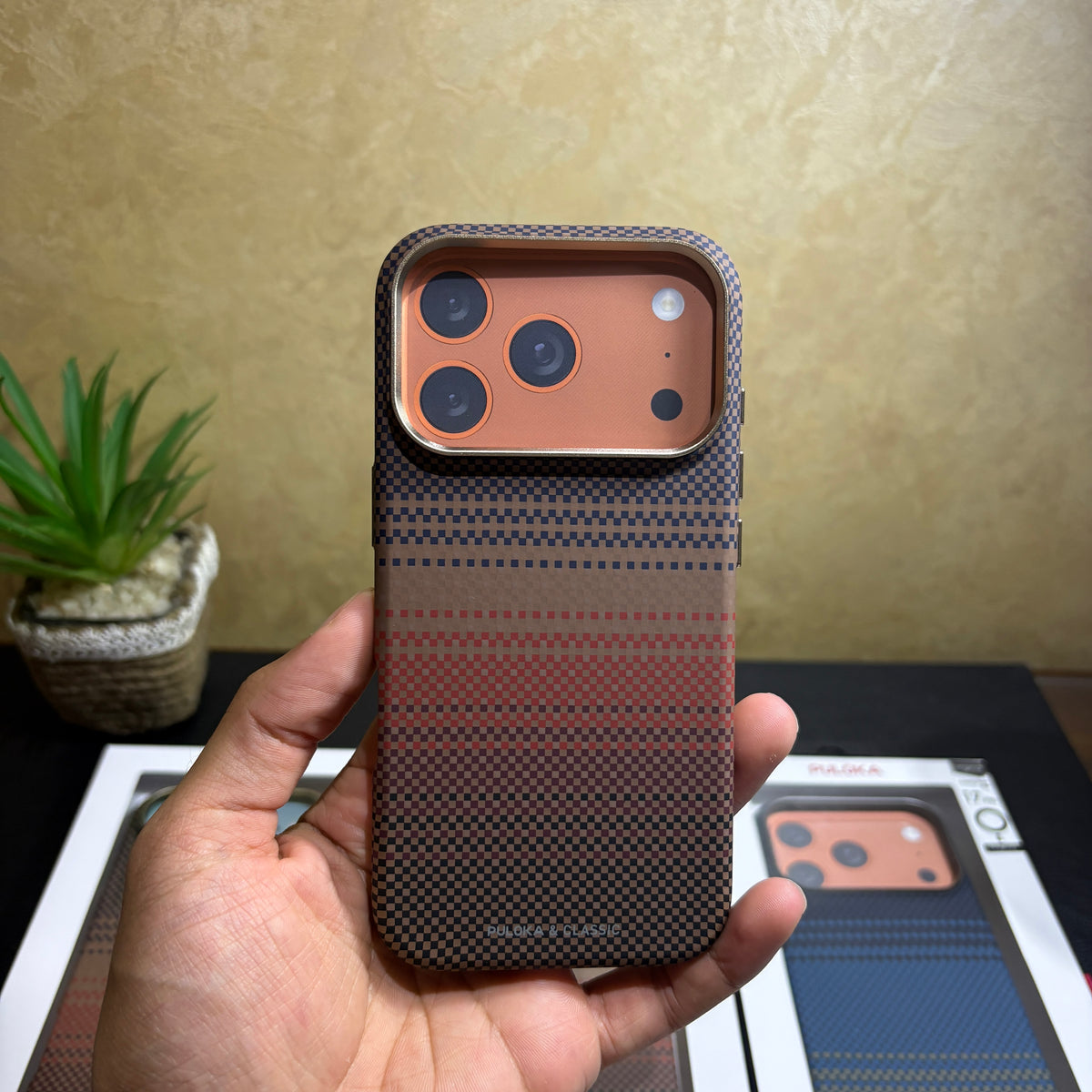 PULOKA Carbon Case